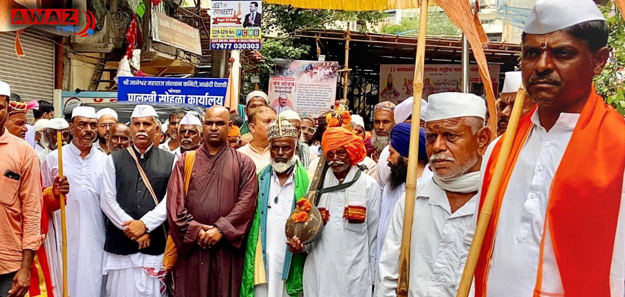 सर्वधर्मीय दिंडीतील एक दृश्य
