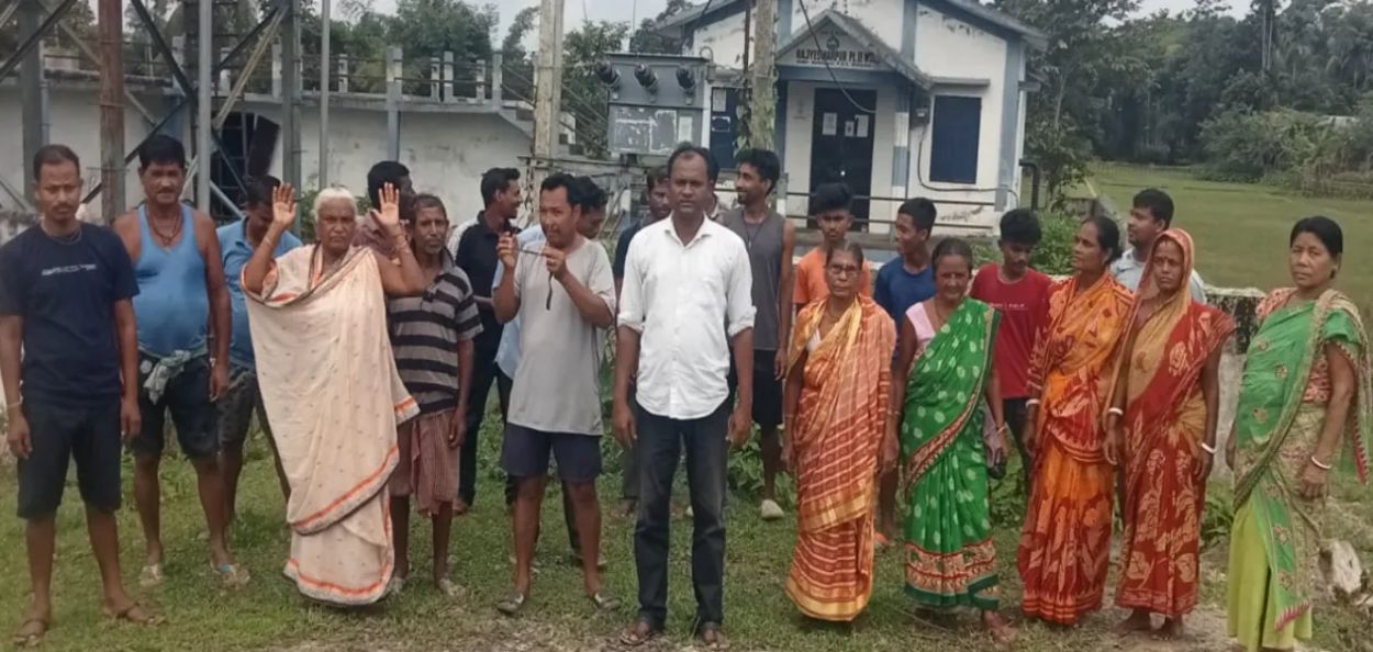 आसामच्या मुस्लिमांनी भागवली हिंदूंची तहान  