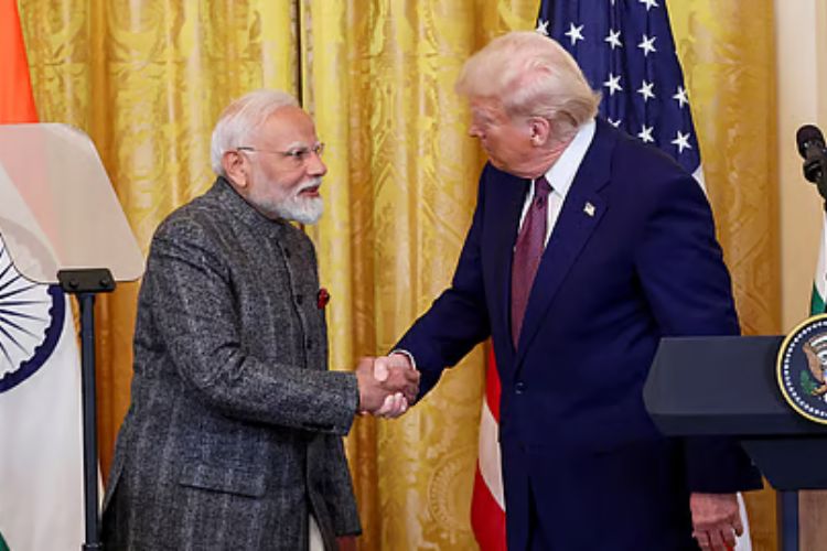 पंतप्रधान मोदी आणि डोनाल्ड ट्रम्प 