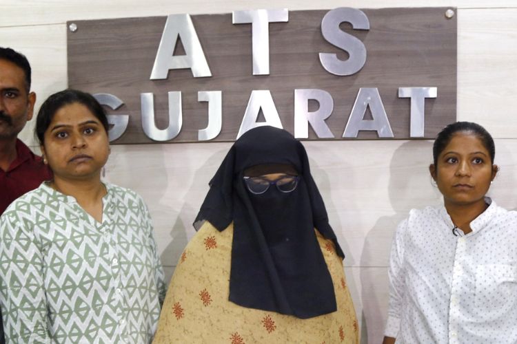 लष्करप्रमुखांना चिथावणीखोर आवाहन करणारी महिला गुजरात एटीएसच्या ताब्यात 