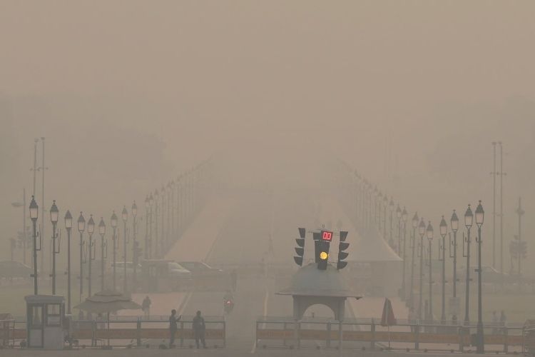 दिल्लीतील धोकादायक प्रदूषण 