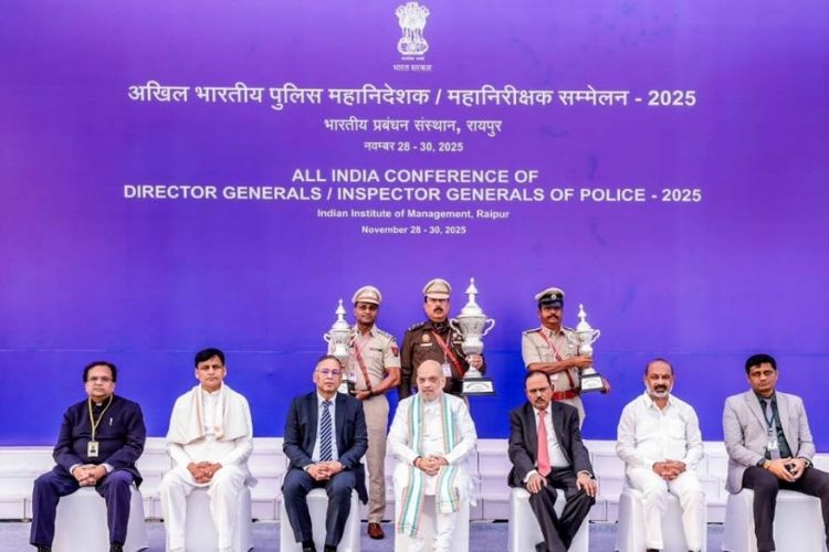 ६० व्या वार्षिक डीजीपी/आयजीपी परिषदेत सहभागी मान्यवर 