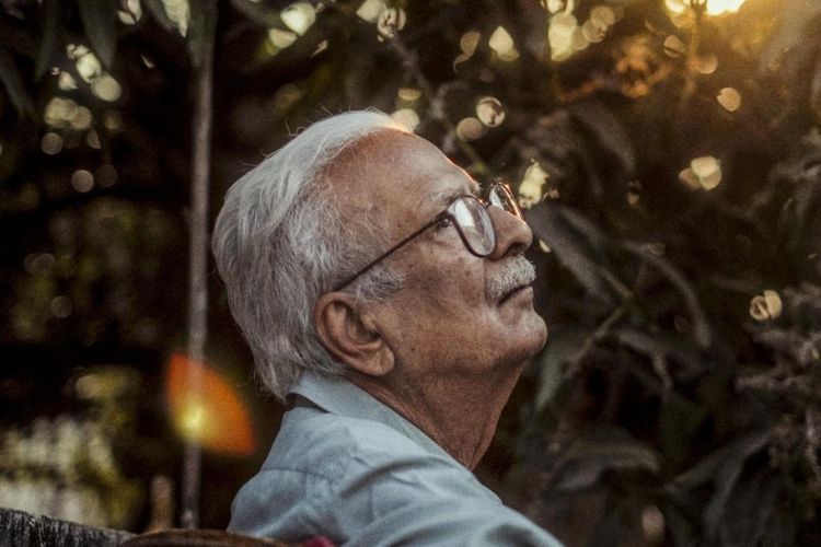 ज्येष्ठ हिंदी साहित्यिक आणि ज्ञानपीठ विजेते विनोद कुमार शुक्ल