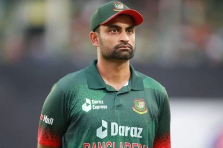 बांगलादेशचा माजी कर्णधार तमिम इक्बाल