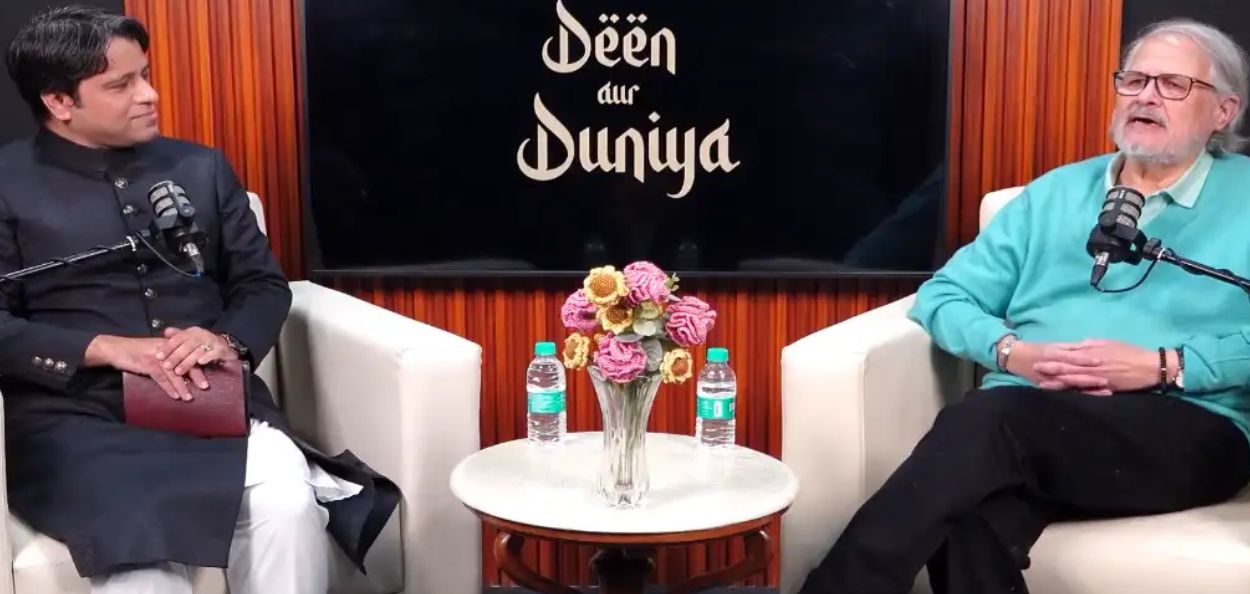 डावीकडून डावीकडून प्रसिद्ध इतिहासकार साकिब सलीम आणि दिल्लीचे माजी नायब राज्यपाल आणि जामिया मिलिया इस्लामियाचे माजी कुलगुरू नजीब जंग
