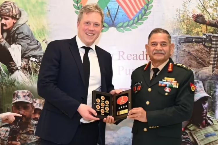 Army Chief Gen Upendra Dwivedi Meets US Army Secy Daniel Driscoll