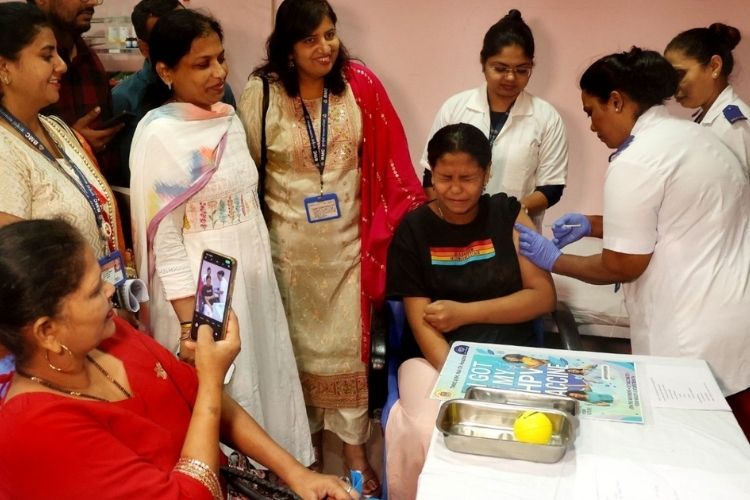 Maharashtra School Girls HPV Vaccine Campaign For Cervical Cancer