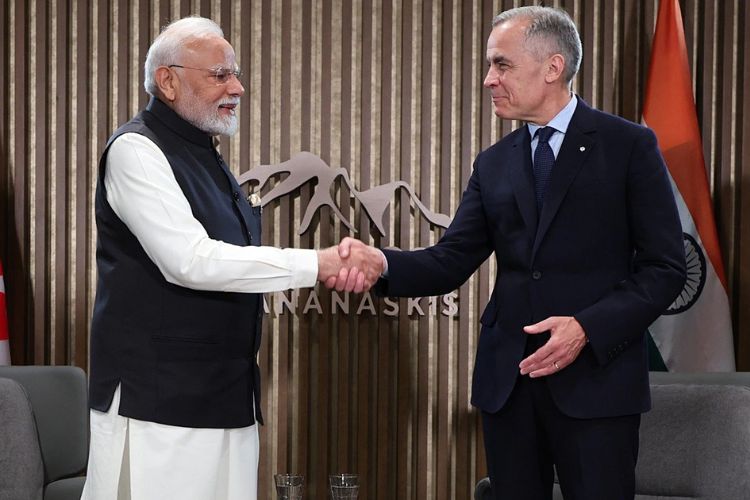 पंतप्रधान नरेंद्र मोदी यांच्यासमवेत कॅनडाचे पंतप्रधान मार्क कार्नी