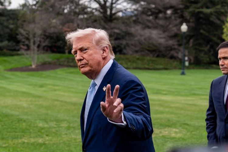 अमेरिकेचे राष्ट्राध्यक्ष डोनाल्ड ट्रम्प 