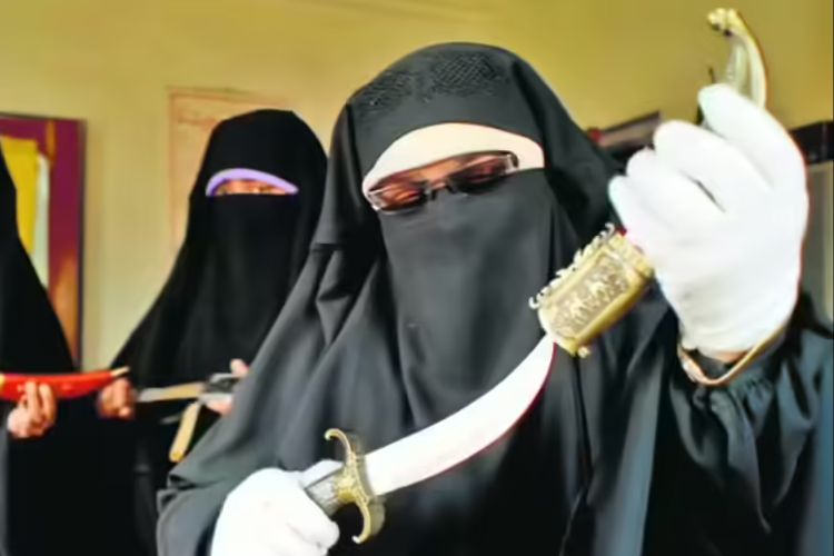 काश्मीरी फुटीरतावादी नेत्या आसिया अंद्राबी