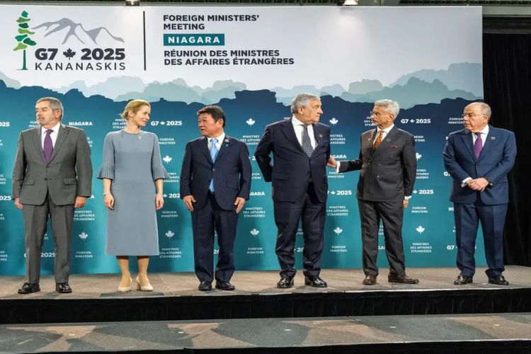 'जी-७' परराष्ट्र मंत्र्यांच्या बैठकीदरम्यानचे क्षण 