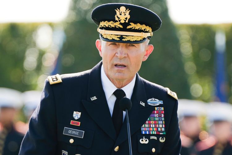 लष्करप्रमुख रॅन्डी जॉर्ज