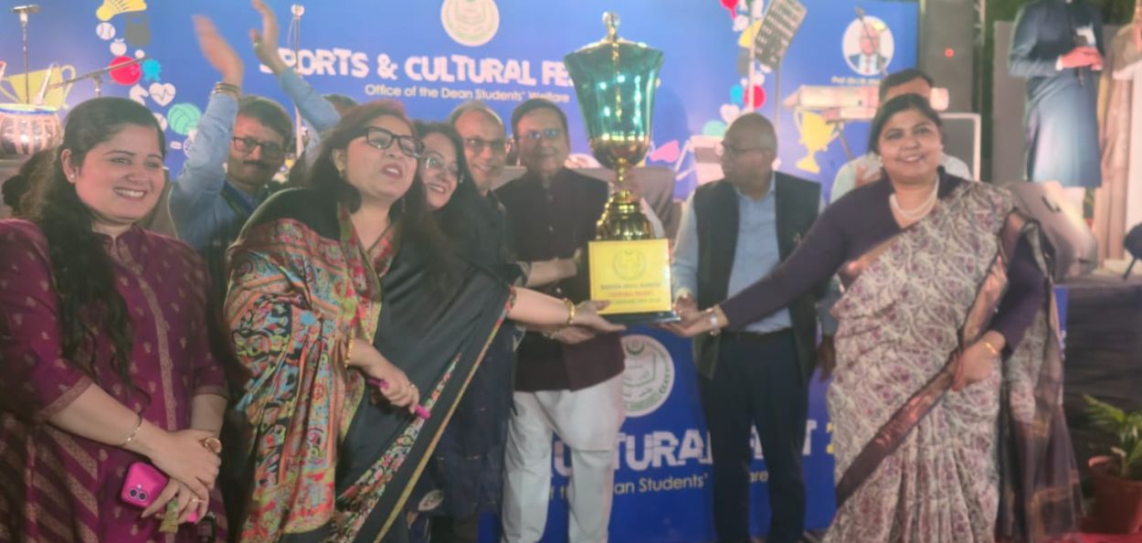 जामिया हमदर्दच्या कल्चरल कारवान उत्सवातील क्षण 
