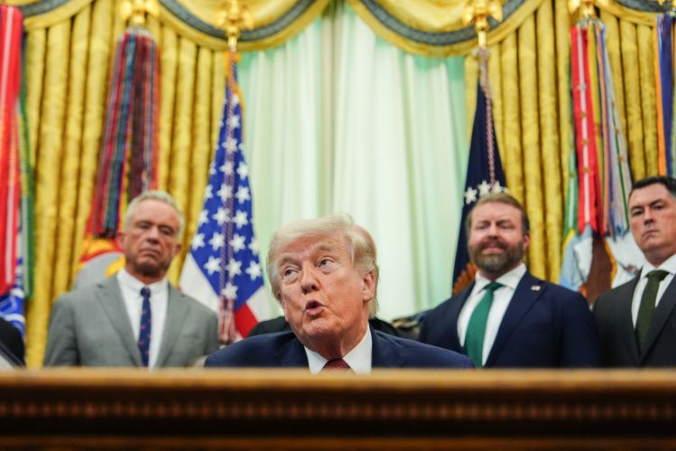 अमेरिकेचे राष्ट्राध्यक्ष डोनाल्ड ट्रम्प 