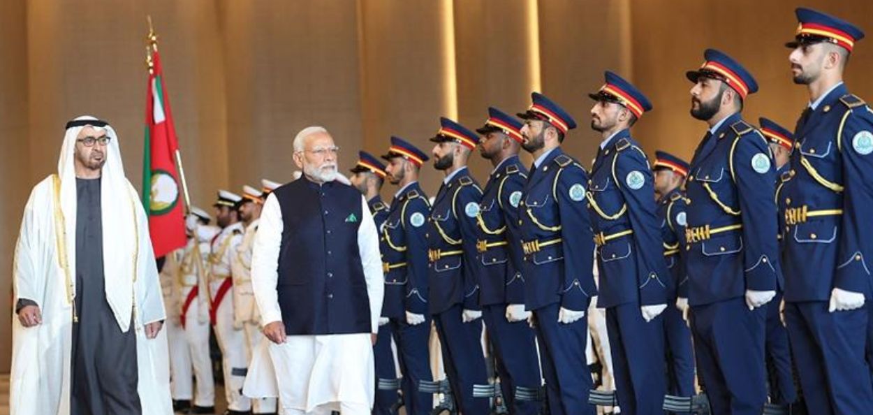 पंतप्रधान नरेंद्र मोदी यांच्यासमवेत संयुक्त अरब अमिरातीचे शेख मोहम्मद बिन झायेद अल नह्यान