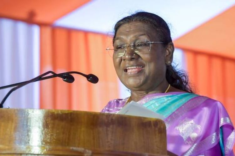 राष्ट्रपती द्रौपदी मुर्मू 