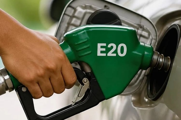 E20 इंधनामुळे वाहन विमा अवैध ठरत असल्याच्या बातम्या केंद्र सरकारने फेटाळल्या