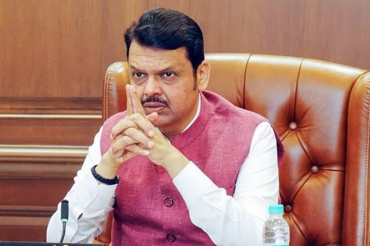 देवेंद्र फडणवीस ठरले महाराष्ट्राचे तिसरे दीर्घकाळ सेवा देणारे मुख्यमंत्री