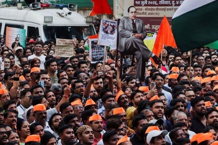 सोनम वांगचुक आणि CJP च्या 'चलो संसद' मार्चच्या समर्थनार्थ महाराष्ट्रातील विविध शहरांत विद्यार्थ्यांची व कार्यकर्त्यांची निदर्शने.
