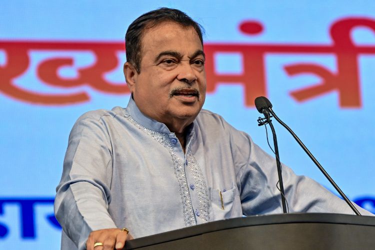 केंद्रीय रस्ते वाहतूक आणि महामार्ग मंत्री नितीन गडकरी
