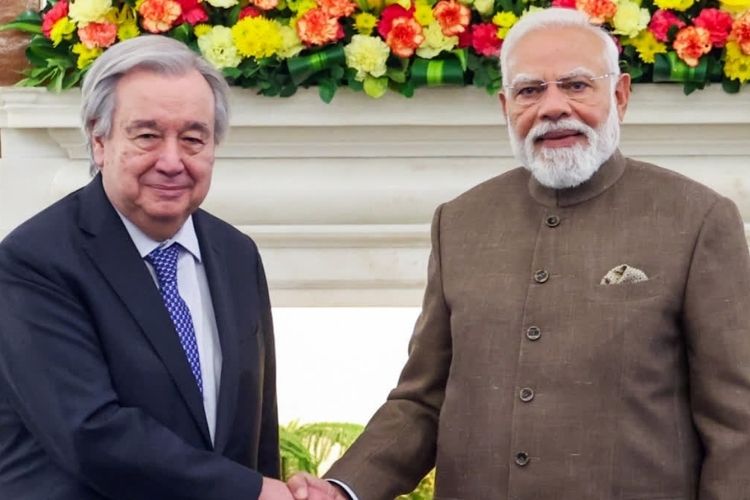 संयुक्त राष्ट्रसंघाचे सरचिटणीस अँटोनियो गुटेरेस आणि पंतप्रधान मोदी