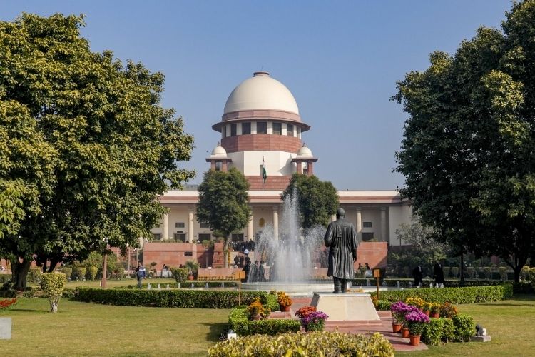 सर्वोच्च न्यायालय 