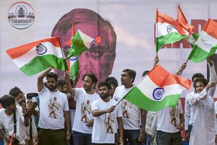 मुख्य निवडणूक आयुक्तांच्या राजीनाम्यासाठी मुंबईत आंदोलन
